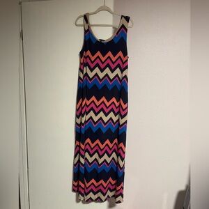 Chevron Patterned Maxi Dress - Multicolor